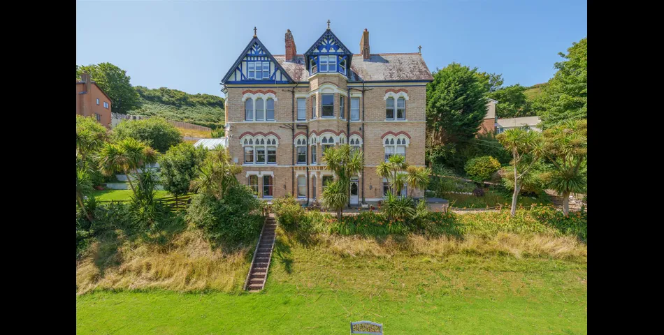 Westwell Hall