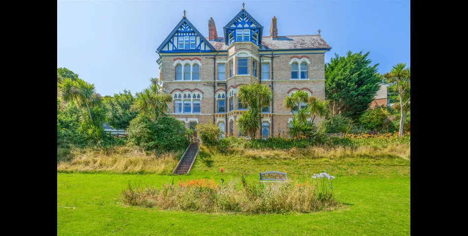 Westwell Hall