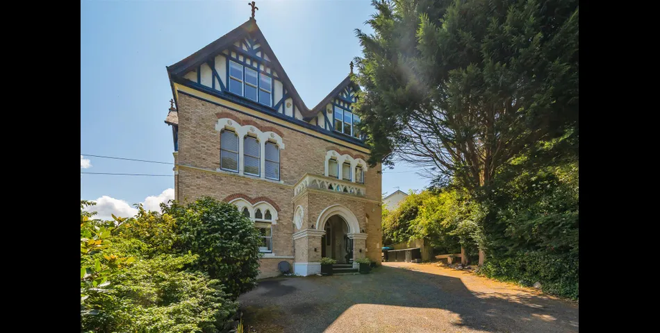 Westwell Hall