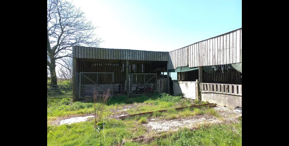 Barn and Land nr Trevorry - Lanlivery