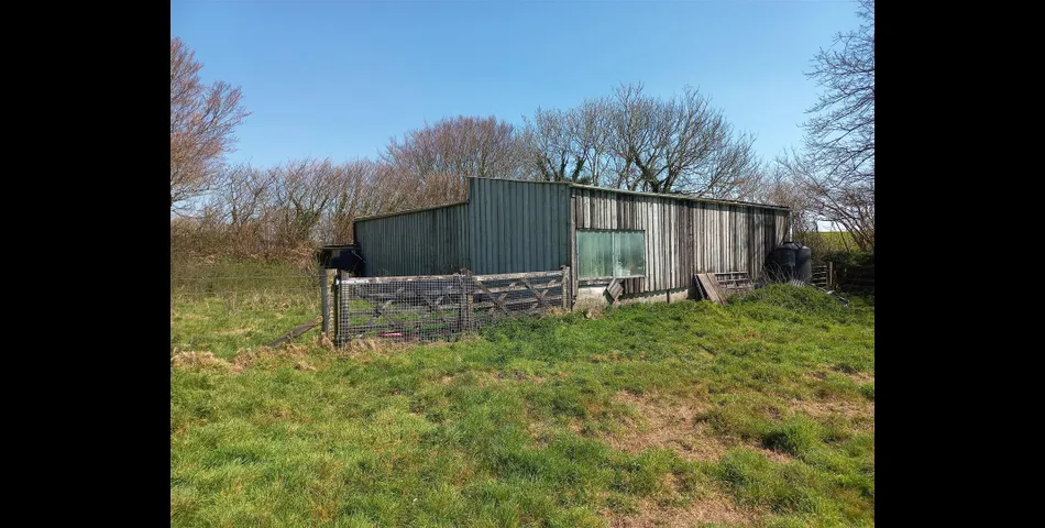 Barn and Land nr Trevorry - Lanlivery