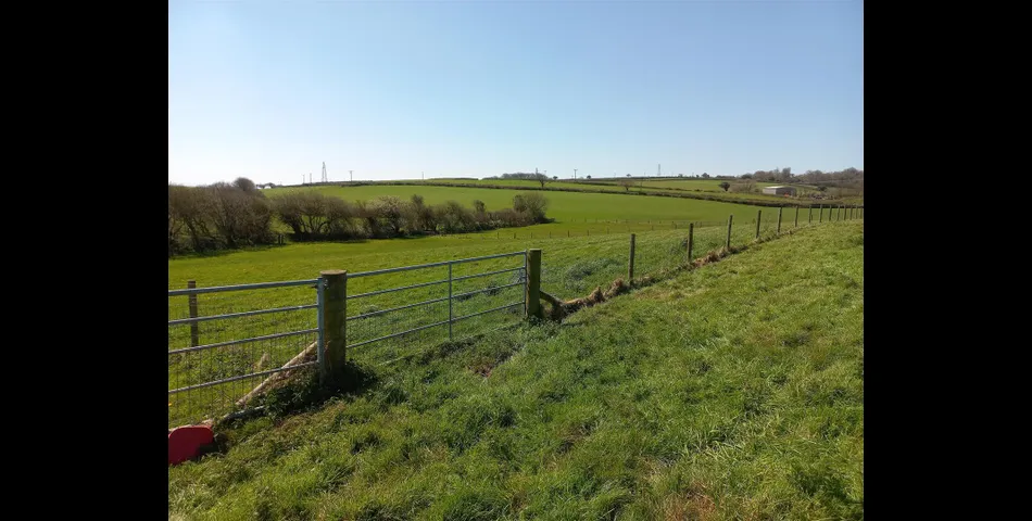 Barn and Land nr Trevorry - Lanlivery