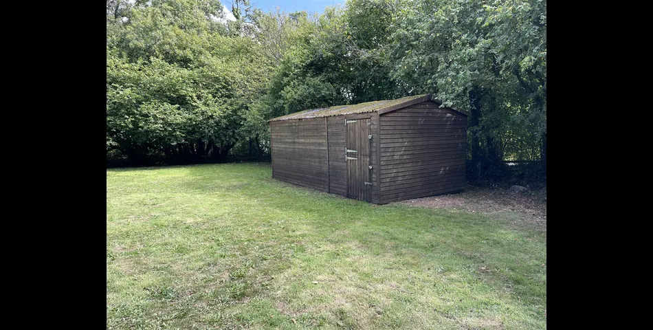 Land & Building adjoining the Telephone Exchange - Shillingford, Tiverton