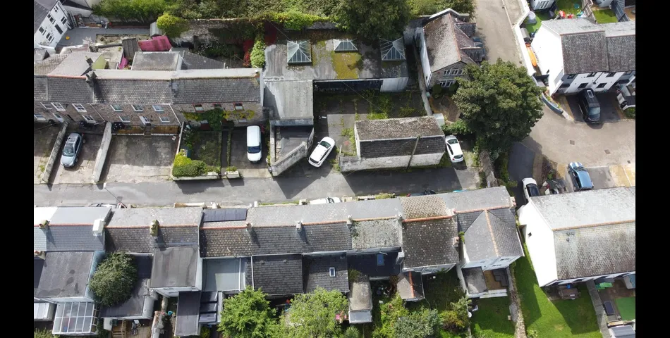 West End Workshop - Redruth