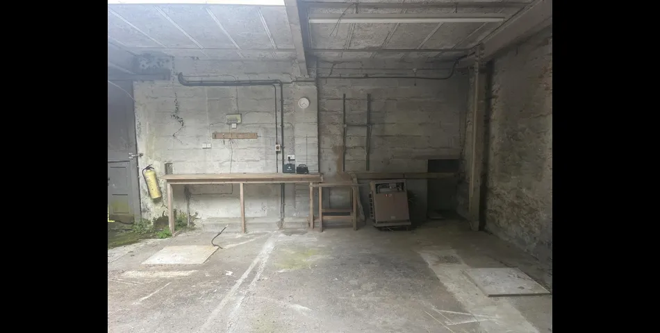 West End Workshop - Redruth