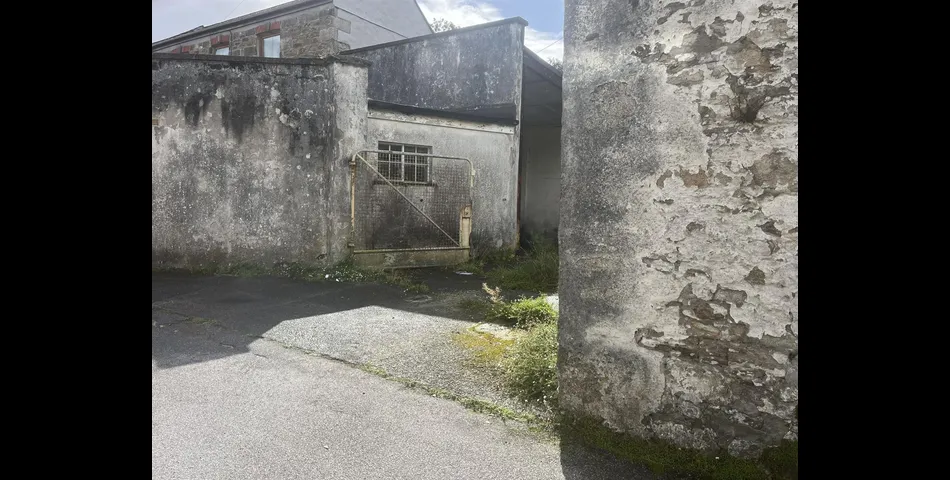 West End Workshop - Redruth