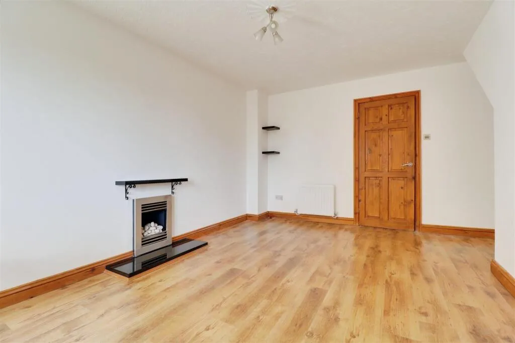3 bed Terraced