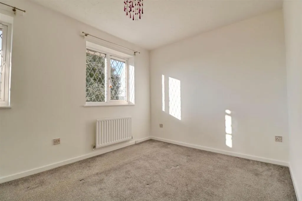 3 bed Terraced