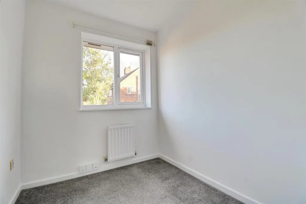 3 bed Terraced