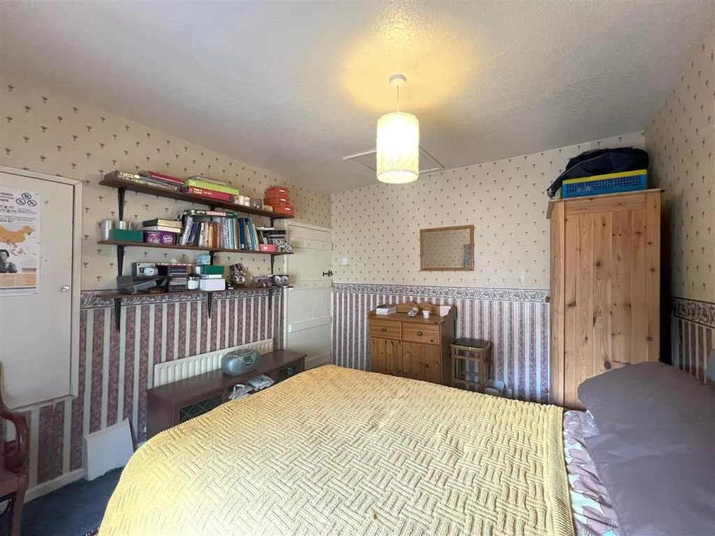2 bed Terraced