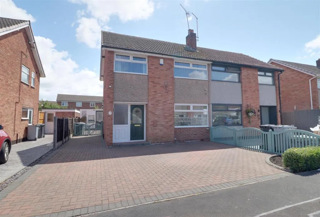 3 bed Semi-Detached