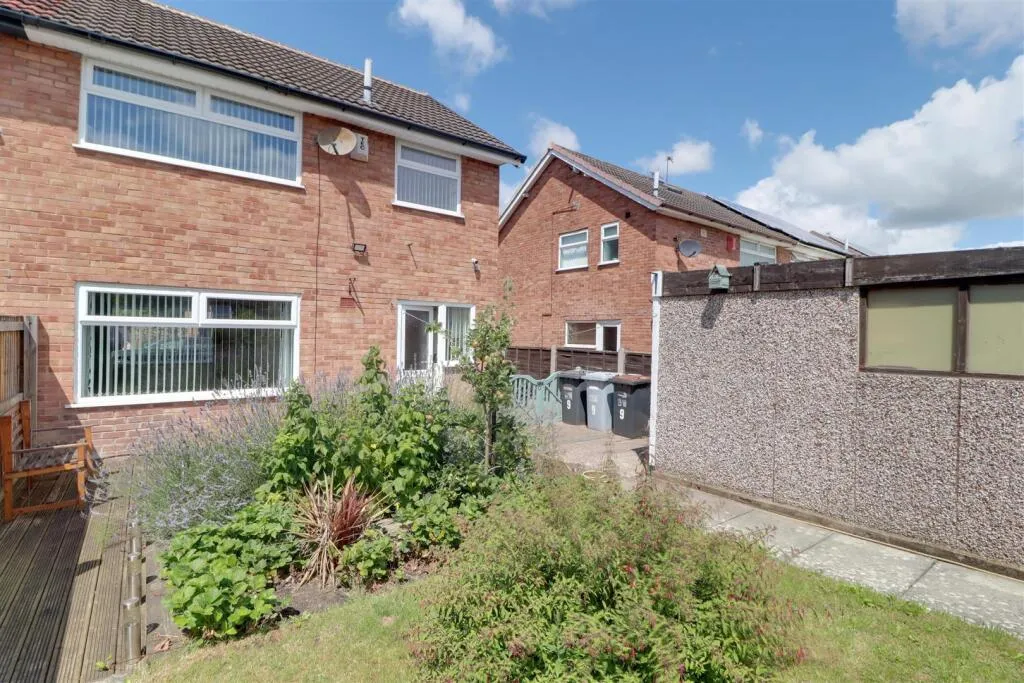 3 bed Semi-Detached