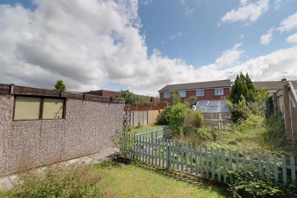 3 bed Semi-Detached