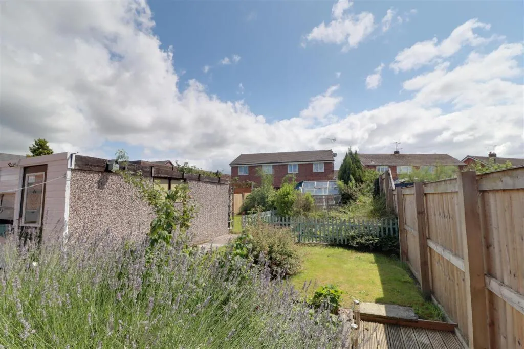 3 bed Semi-Detached