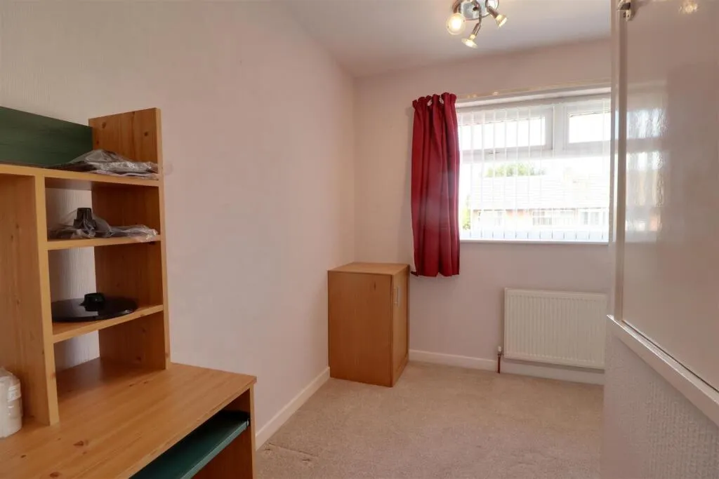 3 bed Semi-Detached