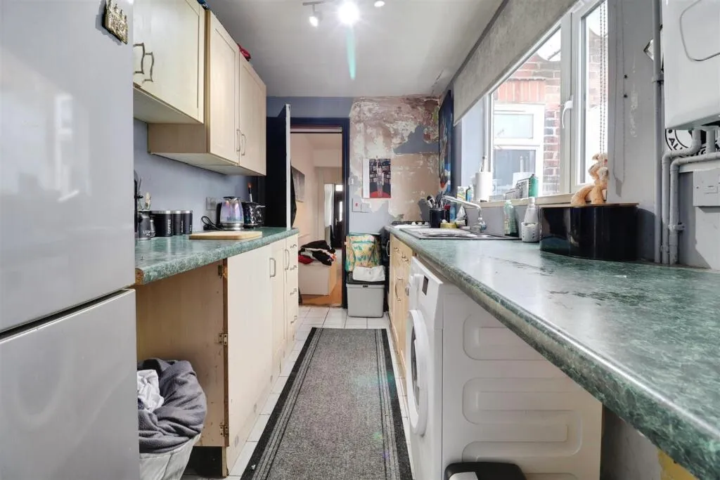 2 bed Terraced