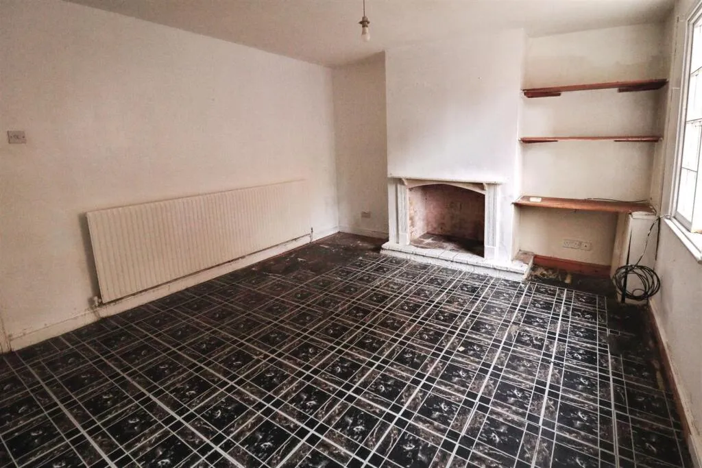 2 bed Terraced