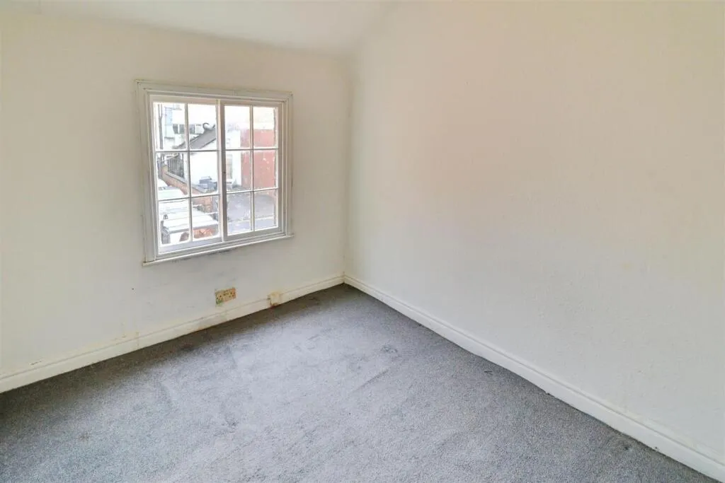 2 bed Terraced