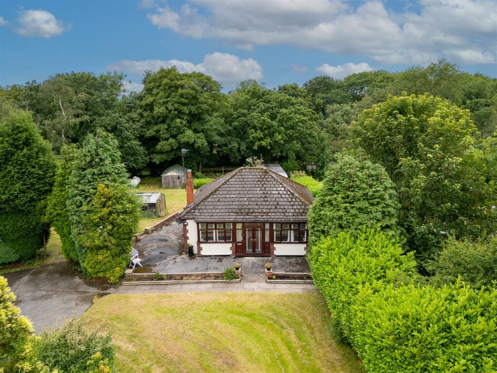 2 bed Detached
