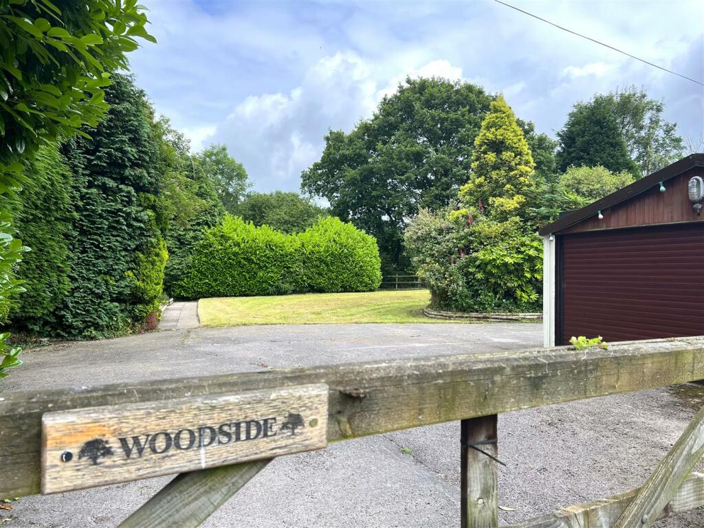 2 bed Detached