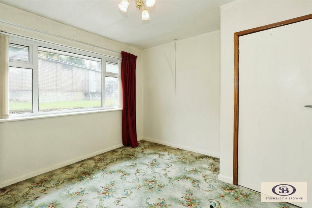 3 bed Semi-Detached Bungalow