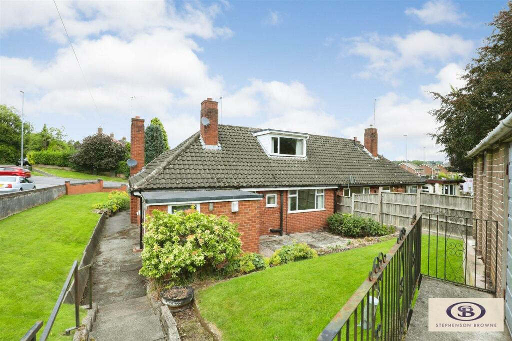 3 bed Semi-Detached Bungalow