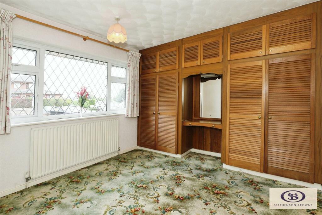 3 bed Semi-Detached Bungalow
