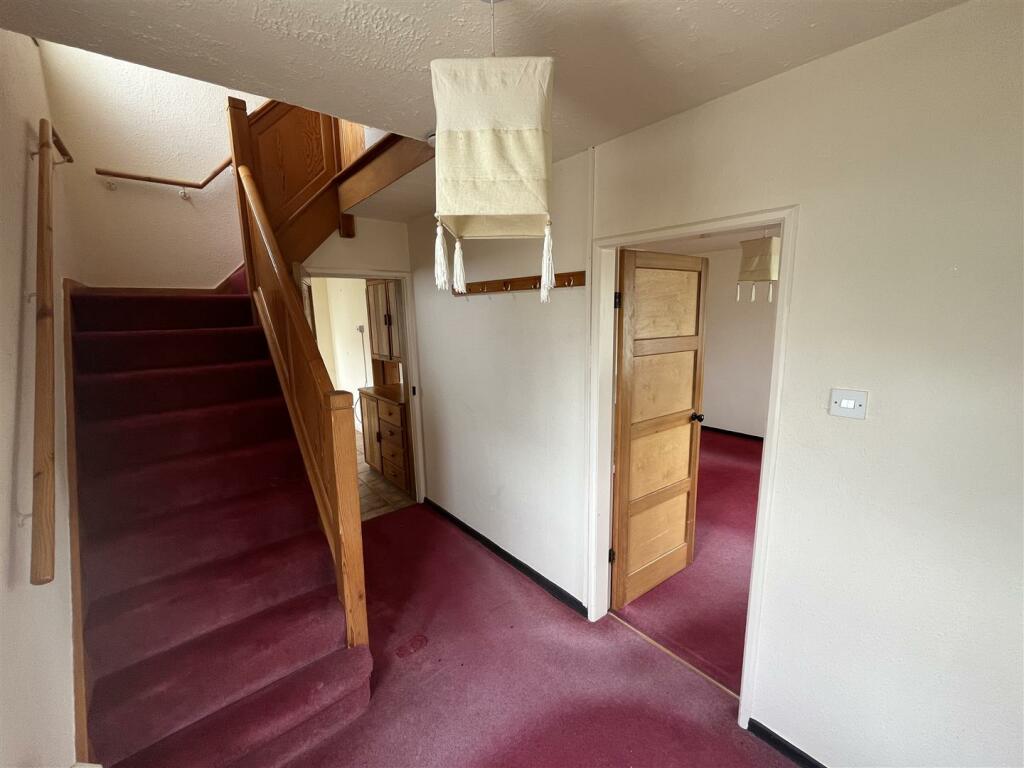 3 bed Semi-Detached