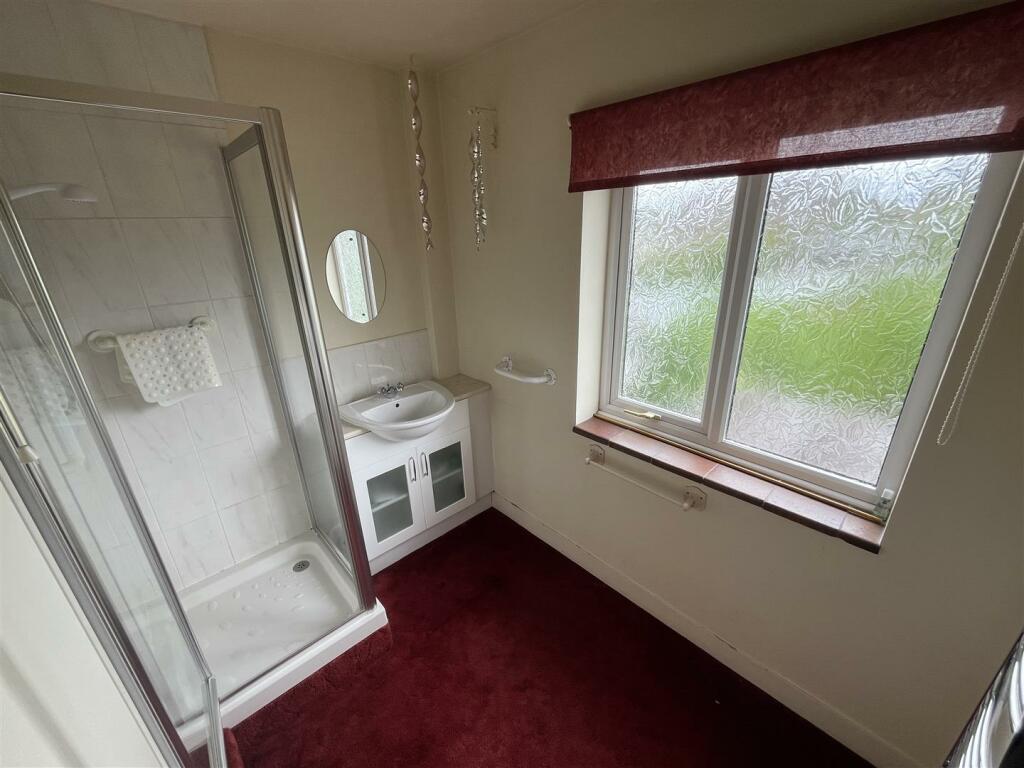 3 bed Semi-Detached