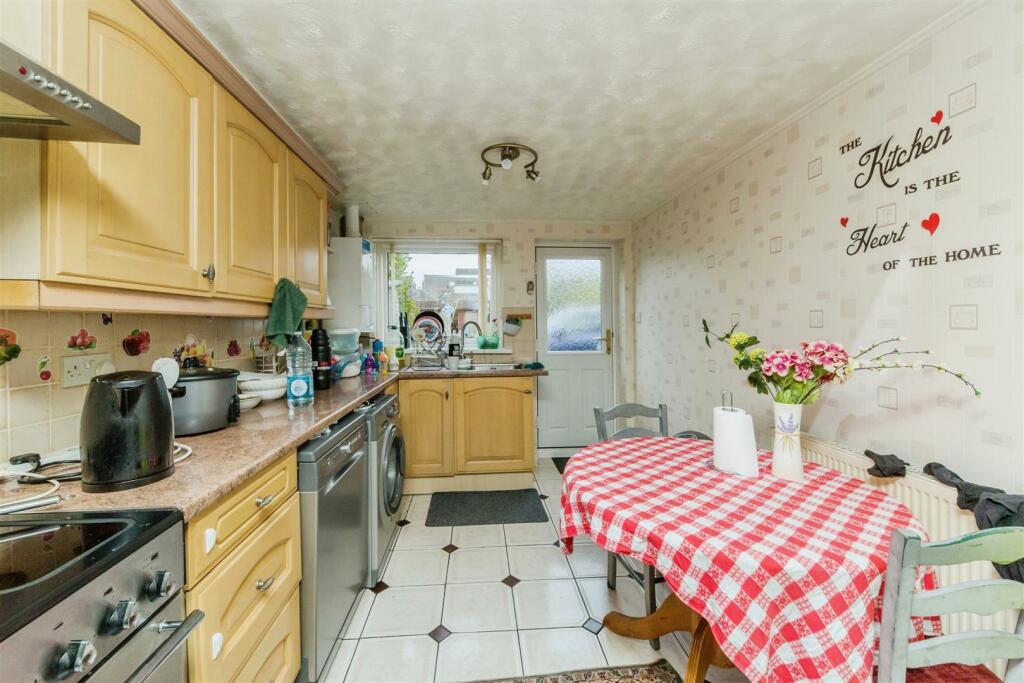 5 bed End of Terrace