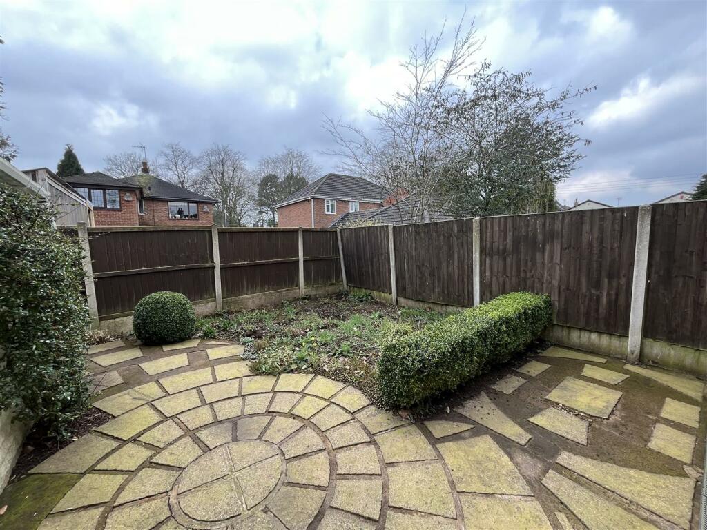 3 bed Semi-Detached