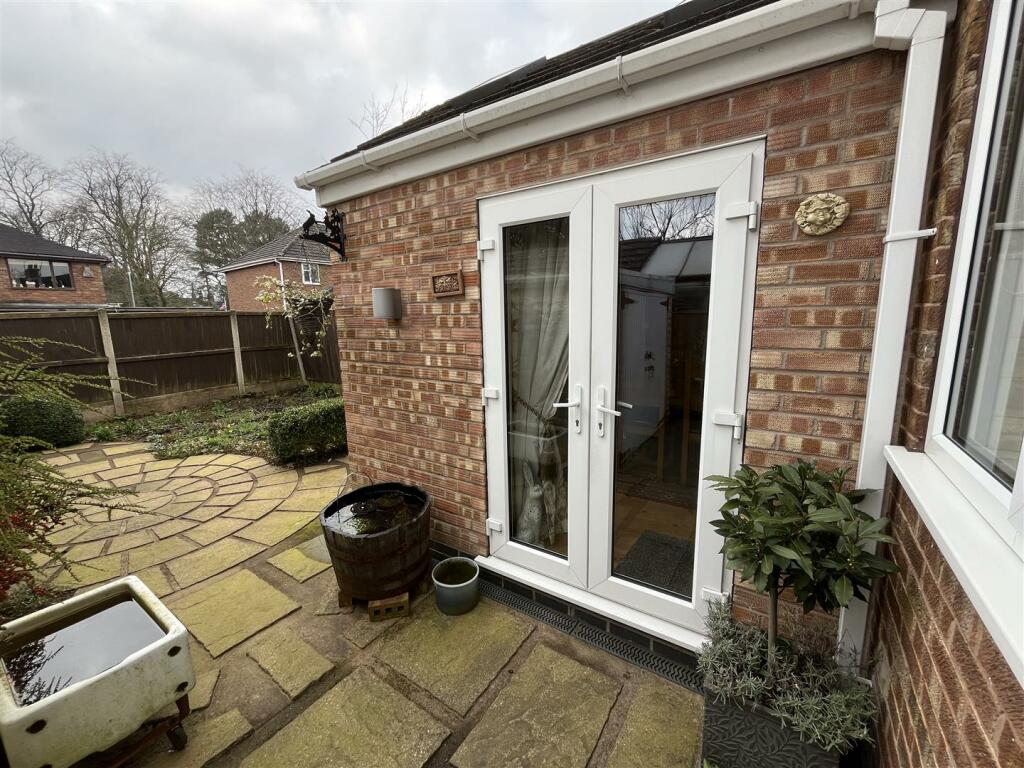 3 bed Semi-Detached