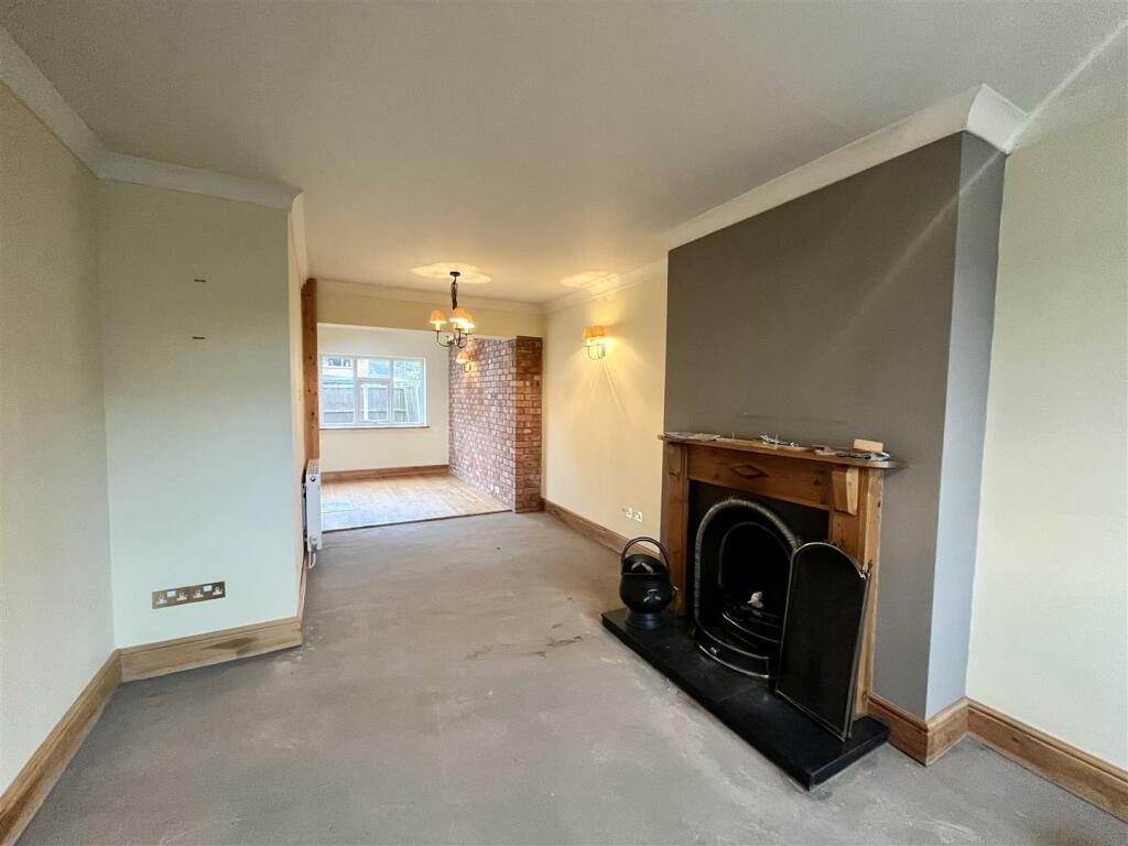 3 bed Semi-Detached