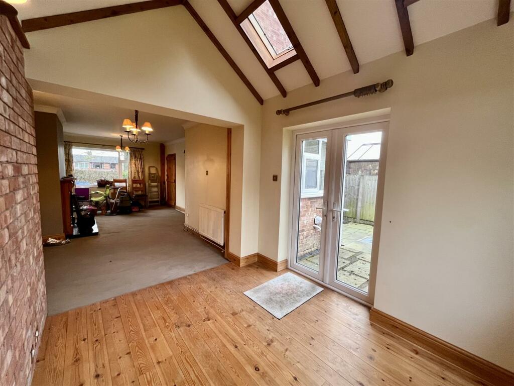 3 bed Semi-Detached
