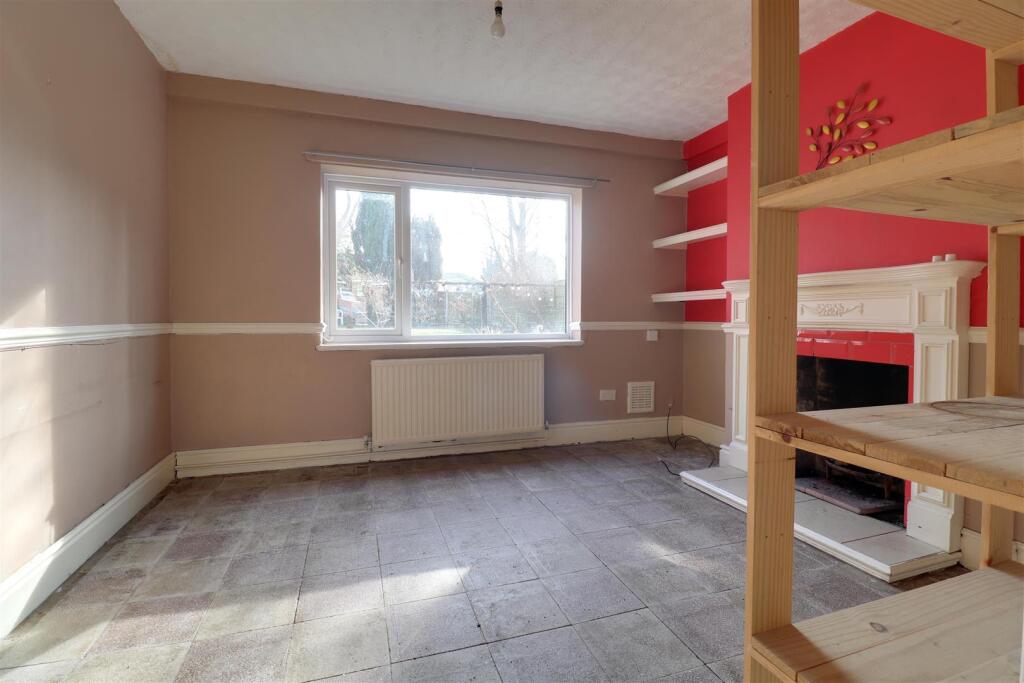 3 bed Mews