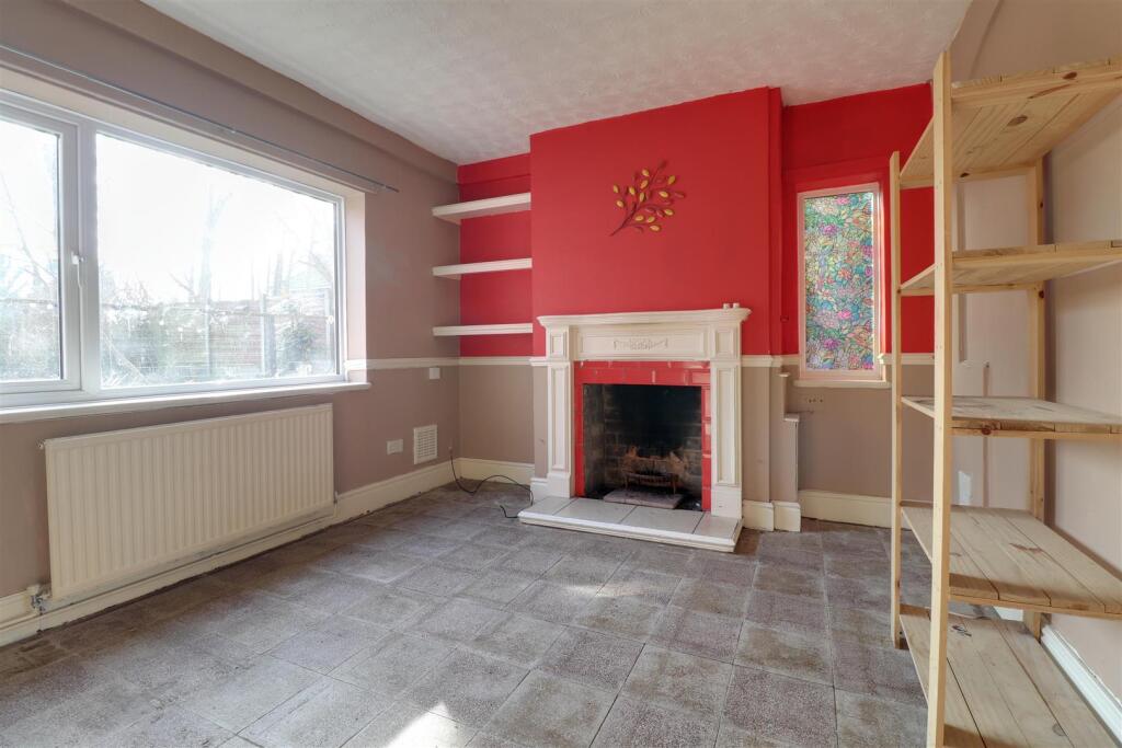 3 bed Mews