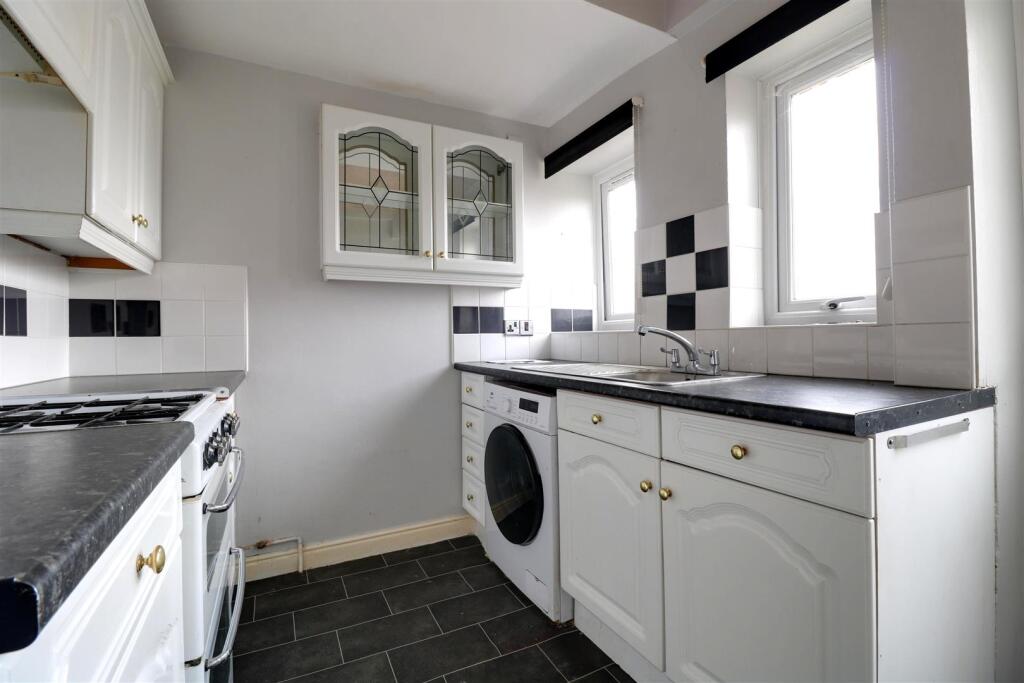 3 bed Semi-Detached