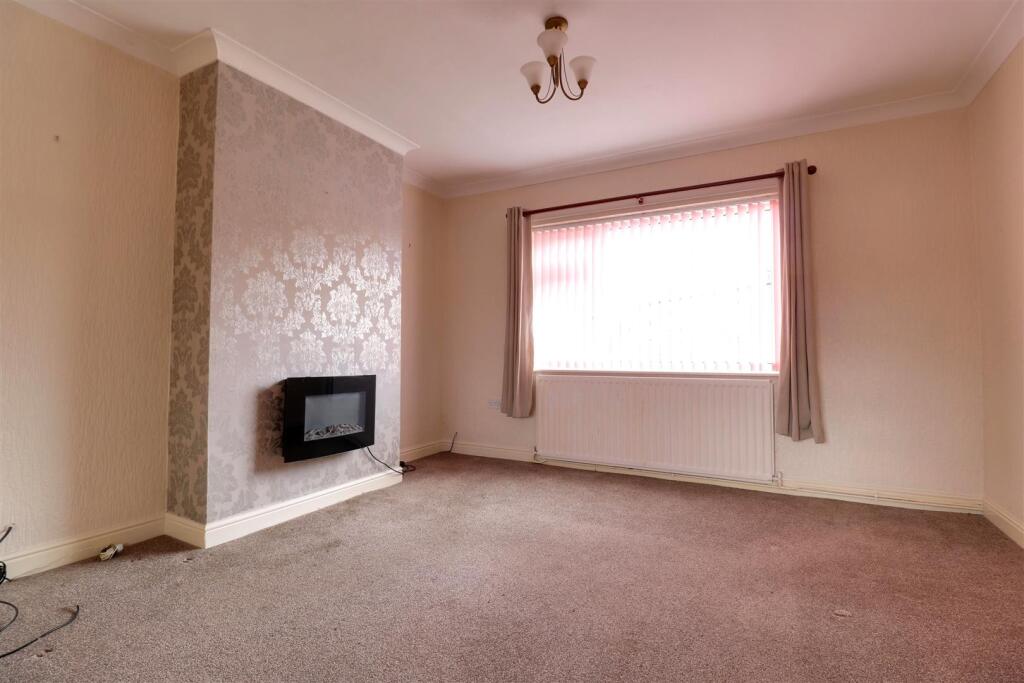 3 bed Semi-Detached