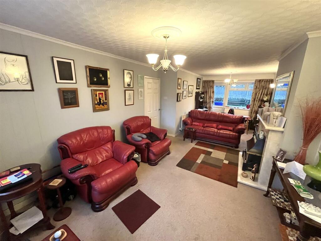 3 bed Detached
