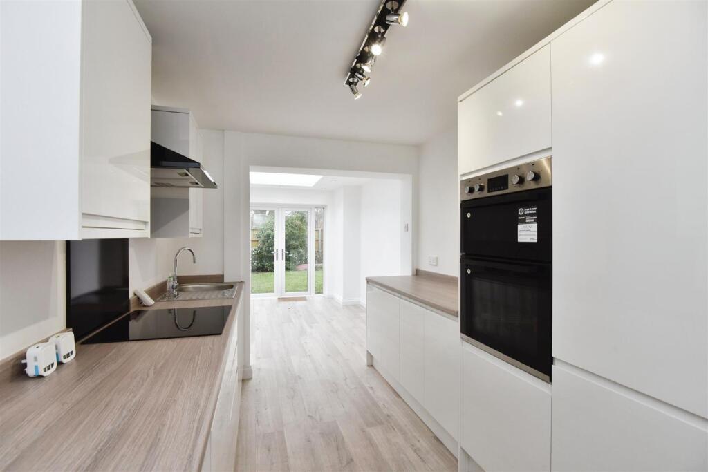 3 bed Detached Bungalow
