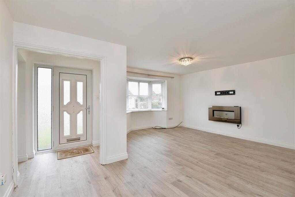3 bed Detached Bungalow
