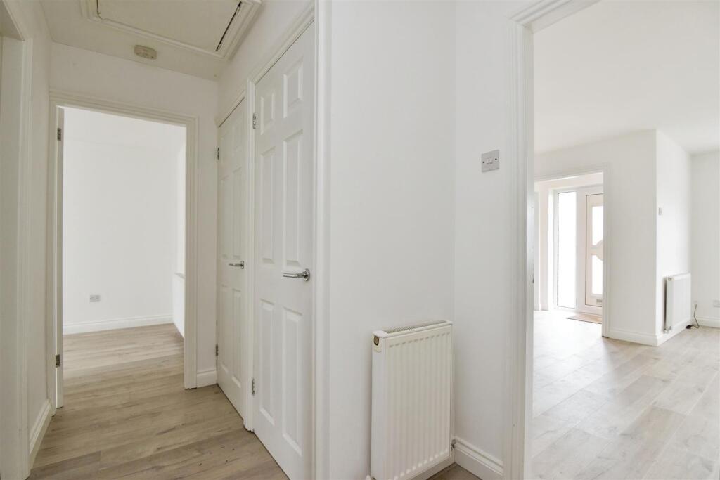 3 bed Detached Bungalow