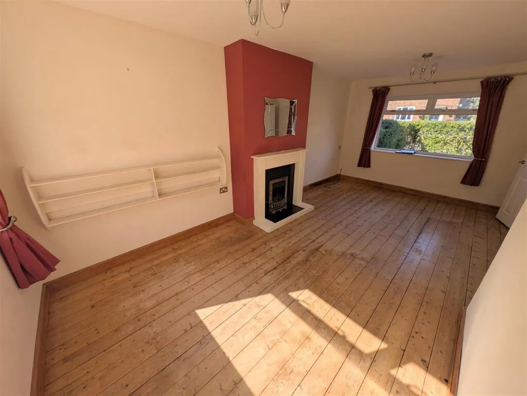 2 bed House