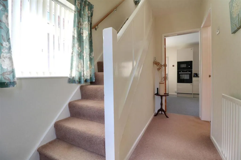 2 bed Semi-Detached