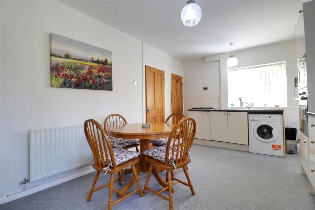 2 bed Semi-Detached