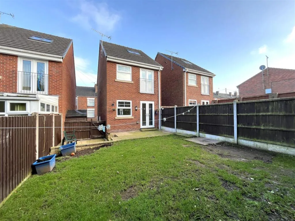 3 bed Detached