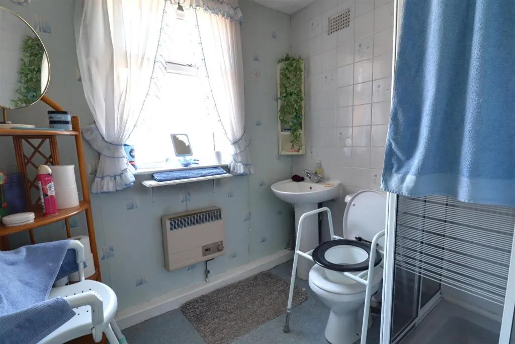 3 bed Terraced