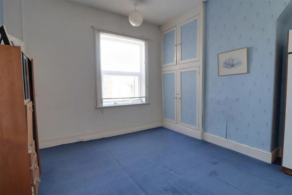3 bed Terraced