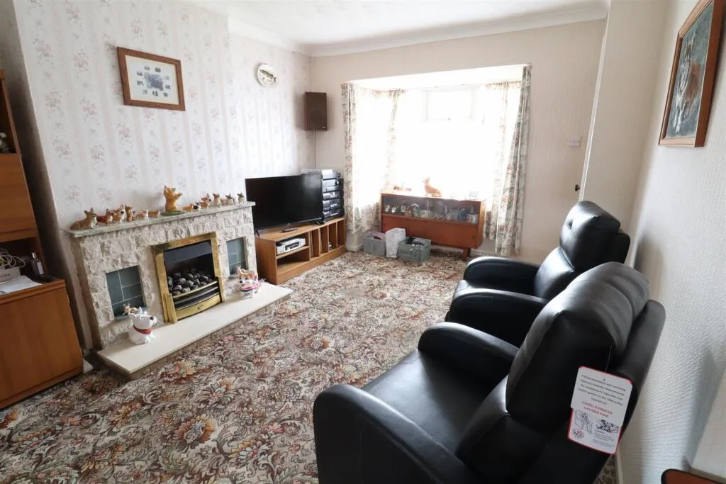 3 bed Semi-Detached