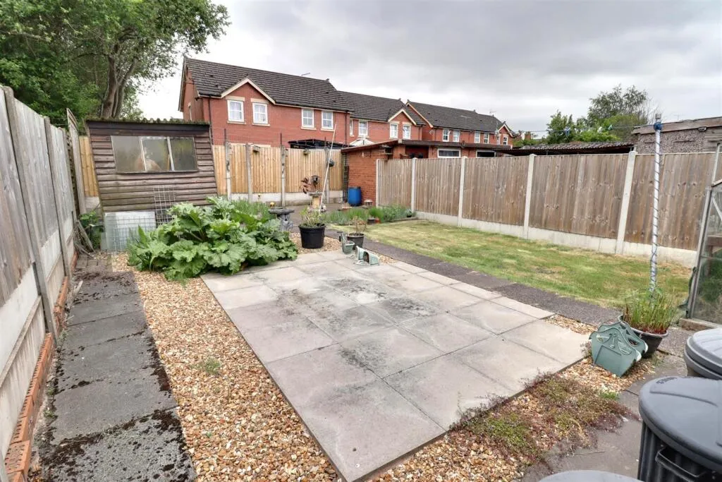 3 bed Semi-Detached